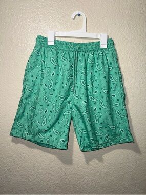 Consequence Green Paisley Swim Trunks Size M Drawstring Mesh Lined Shorts